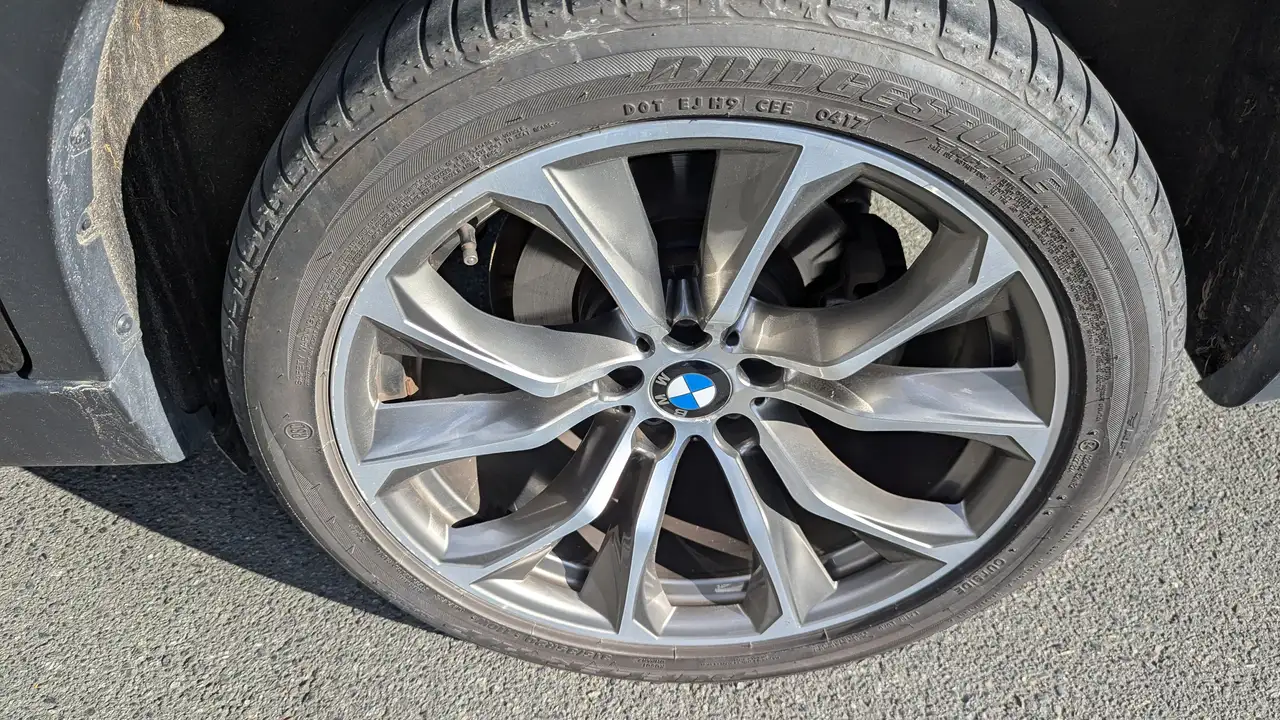 BMW X6 снимка BMW X6
