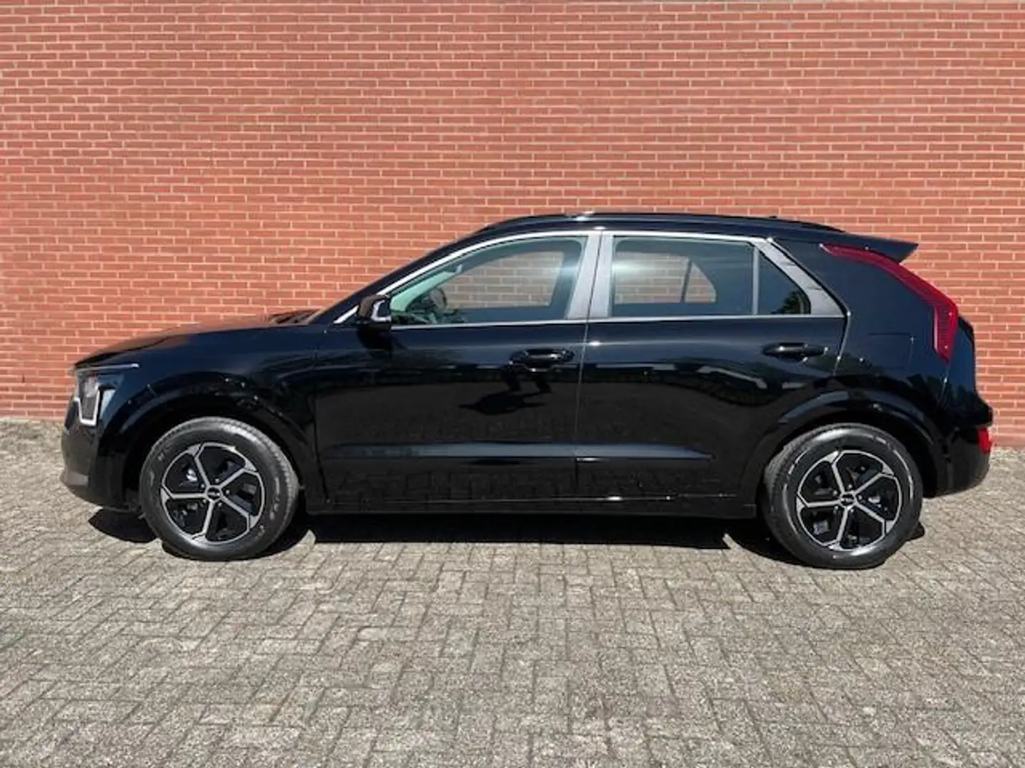 Kia Niro 1.6 GDi Hybrid DynamicLine | €3.000,- inruilvoorde Zwart - 2