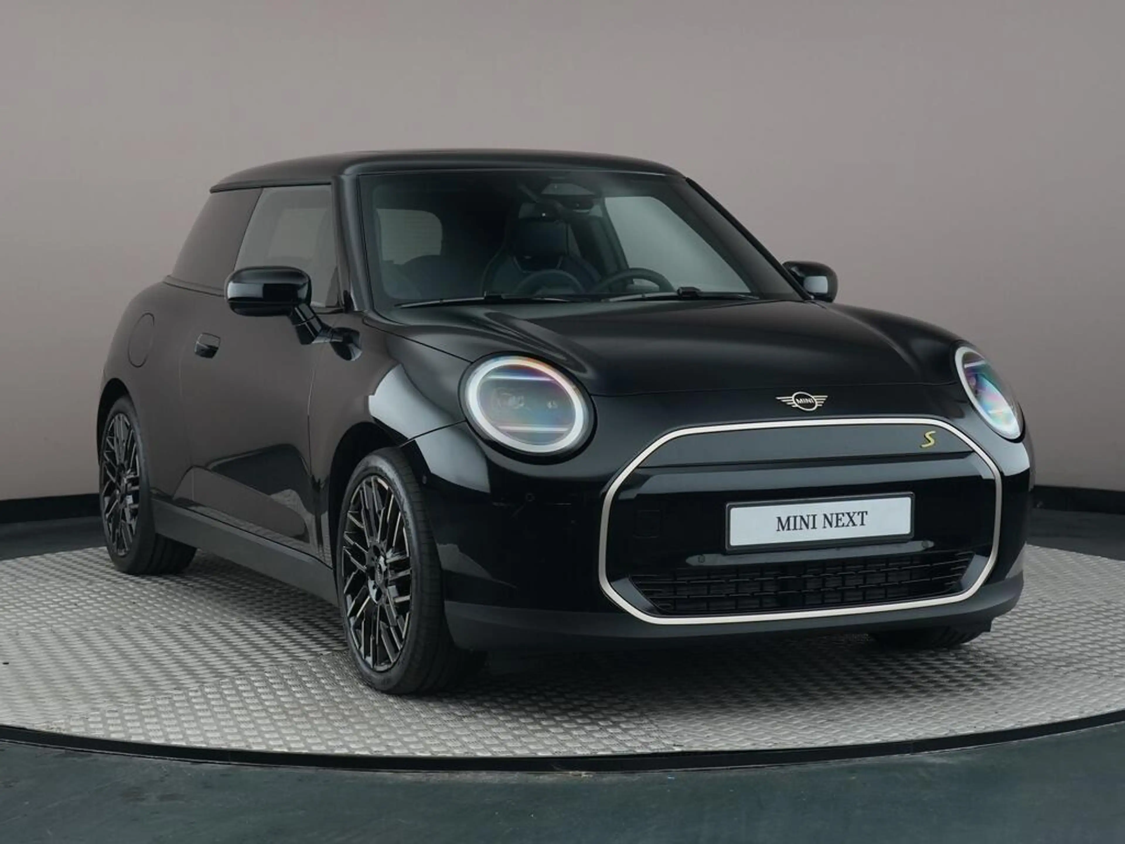 MINI Cooper SE 3-Deurs Favoured M 54.2 kWh — photo 3
