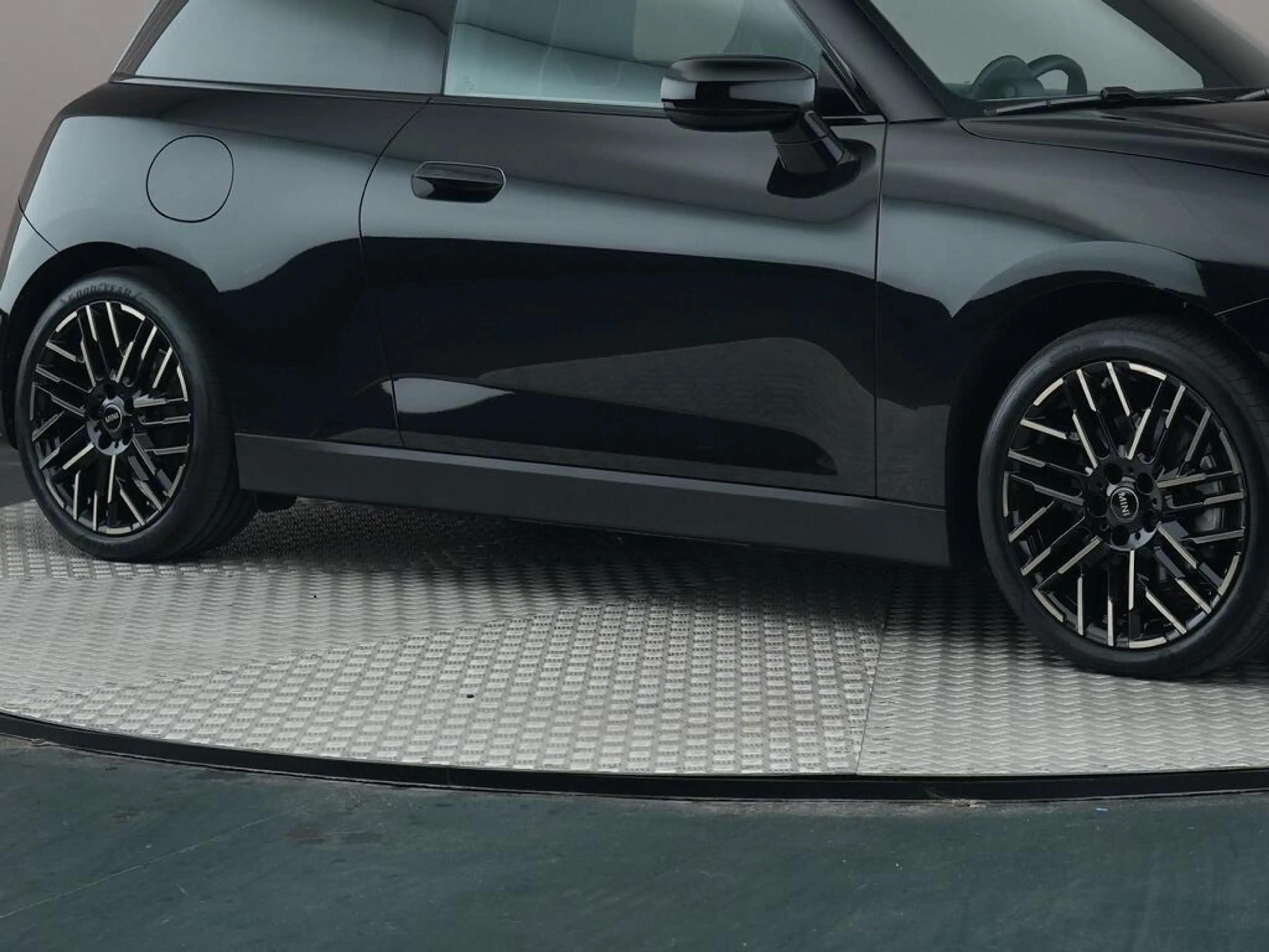 MINI Cooper SE 3-Deurs Favoured M 54.2 kWh — photo 19