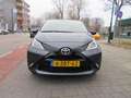 Toyota Aygo 1.0 VVT-i 69pk 5DRS Airco/Cruise x-play Gris - thumbnail 2