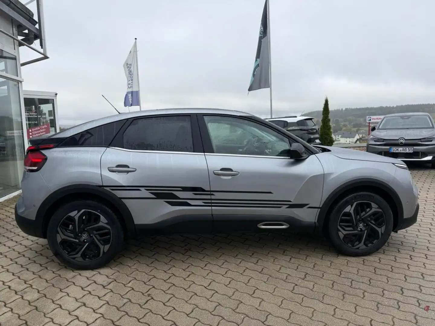 Citroen C4 PureTech 130 Stop&Start SHINE Grau - 2