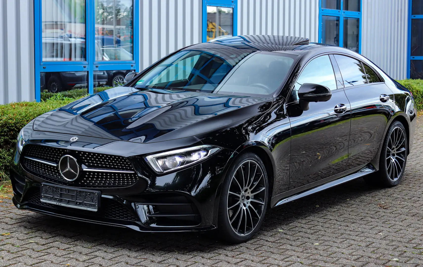 Mercedes-Benz CLS 350 CLS 350d 4Matic AMG*ACC*KAMERA*BURMESTER*S.DACH* Noir - 1