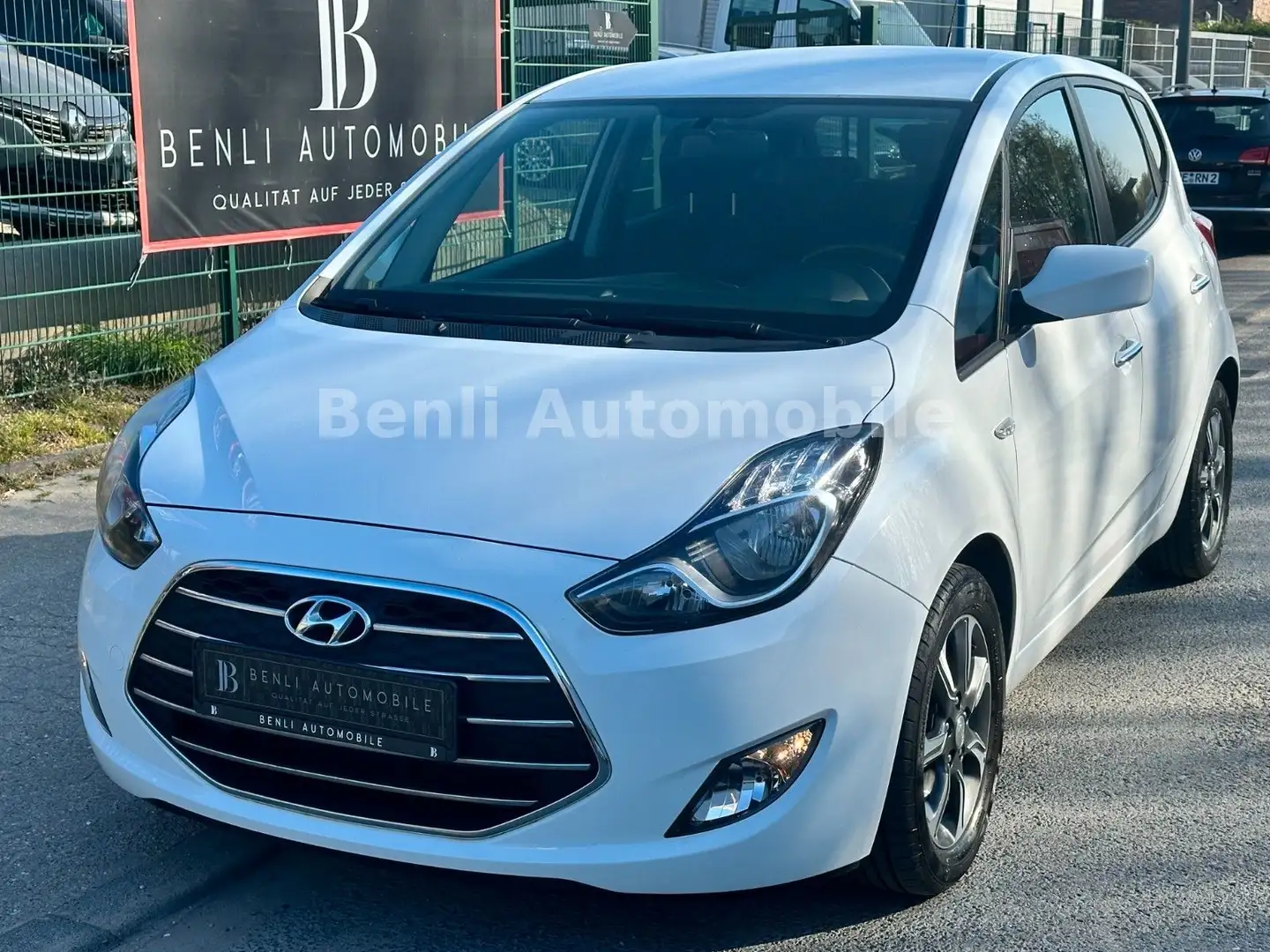 Hyundai iX20 blue Passion/ERSTE-HAND/KLIMA/SHZ/LHZ/PDC/ Weiß - 1