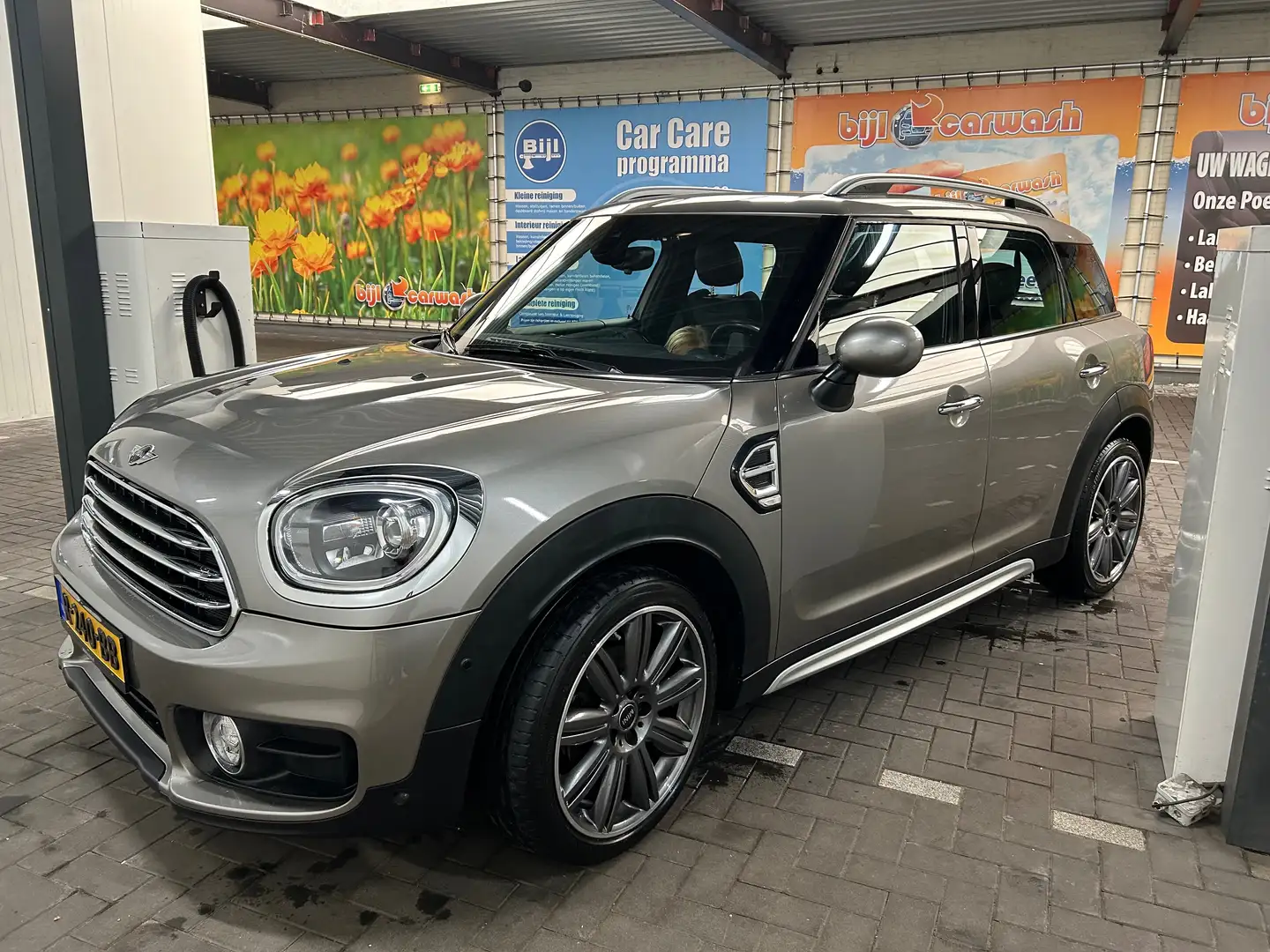 MINI Cooper Countryman Cooper Countryman 1.5 Chili Zilver - 1