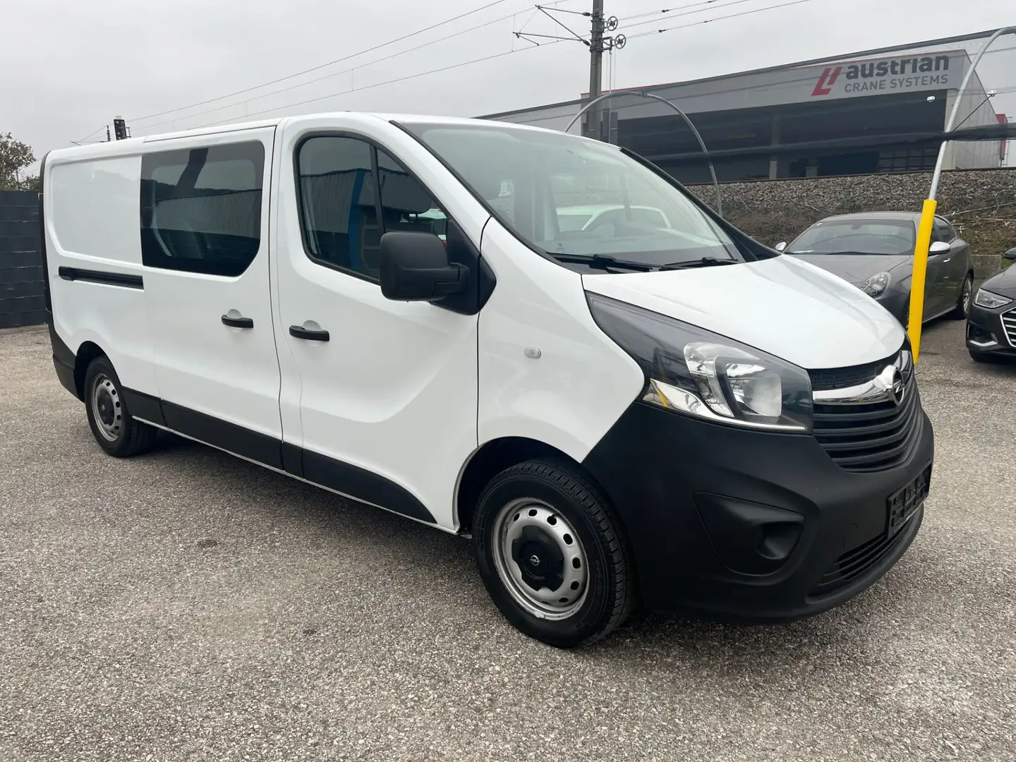 Opel Vivaro L2H1 CDTI 6-Sitzer Klima Netto: 10491.- Weiß - 1