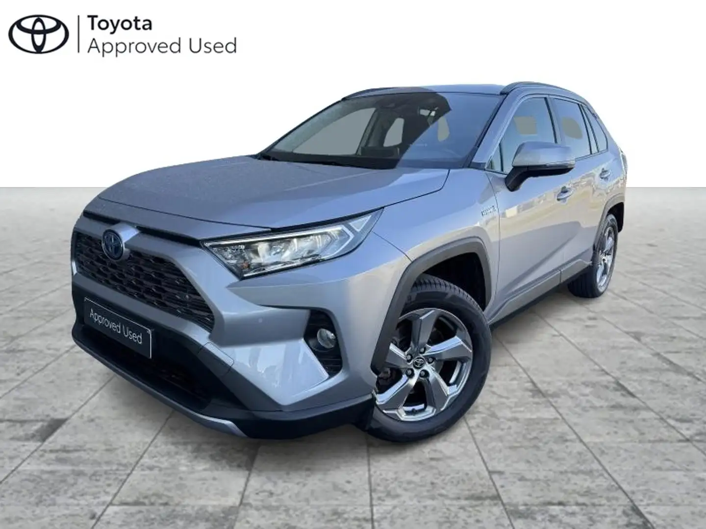 Toyota RAV 4 Dynamic Plus + Trekhaak Plateado - 1