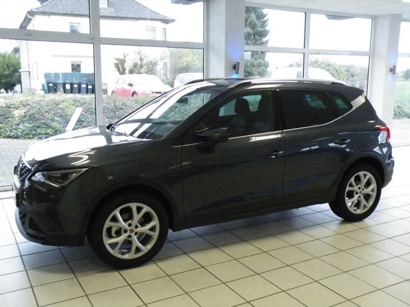 SEAT Arona FR Klima Navi Rückfahrkamera Sitzheizung Grau - 2