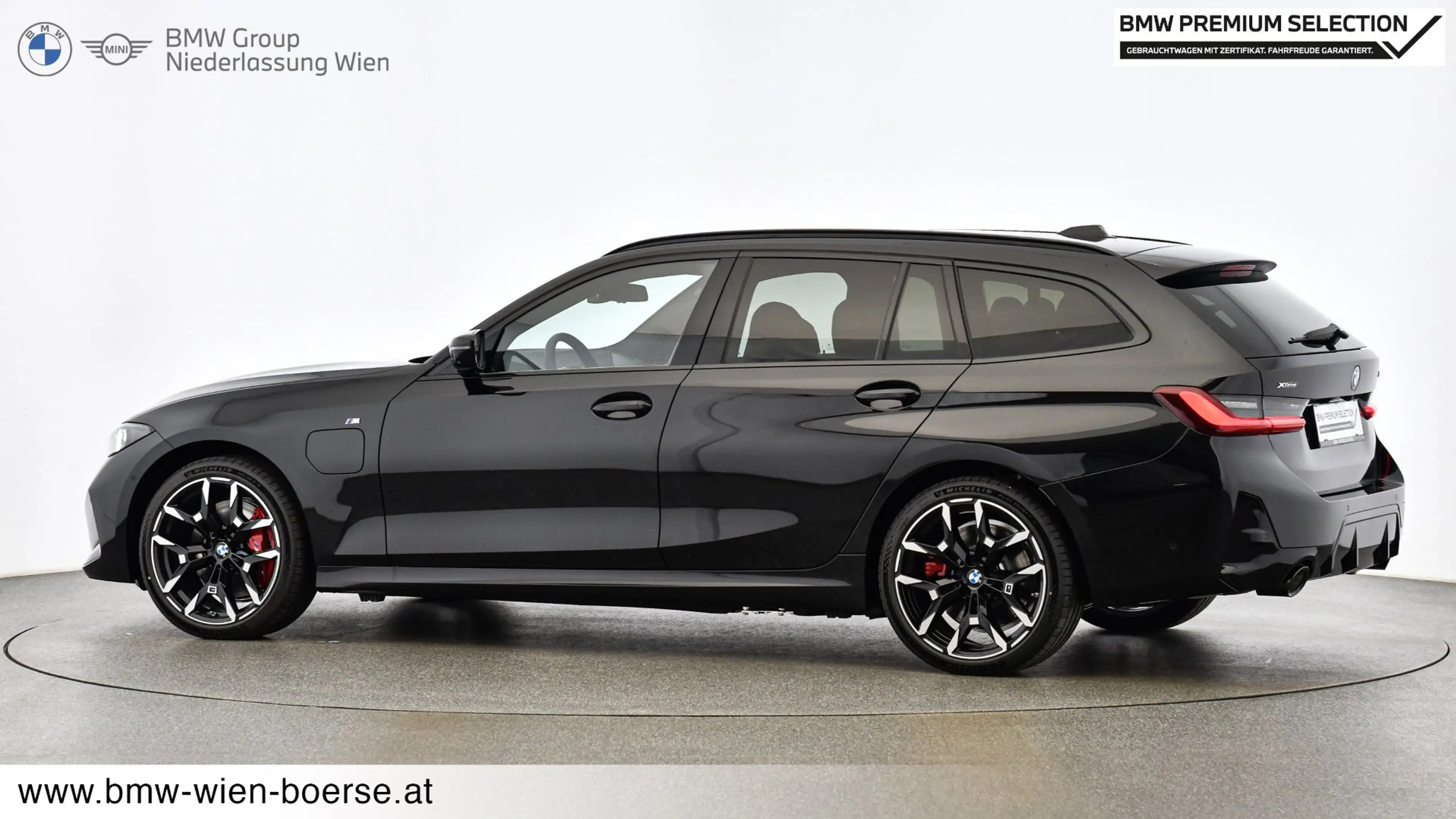 BMW 330 e xDrive — photo 4