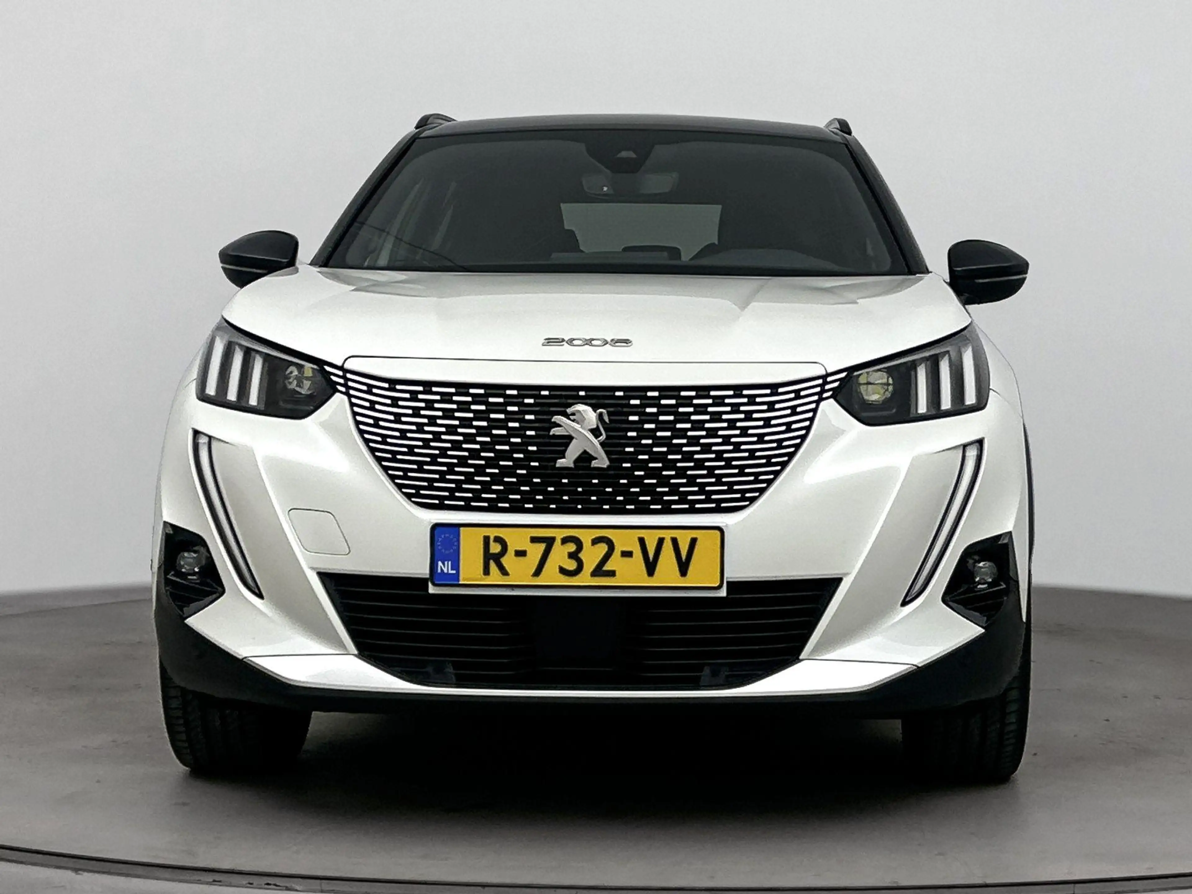 Peugeot e-2008 SUV EV GT Pack 50 kWh 136pk | Accu 96% | Navigatie — photo 10