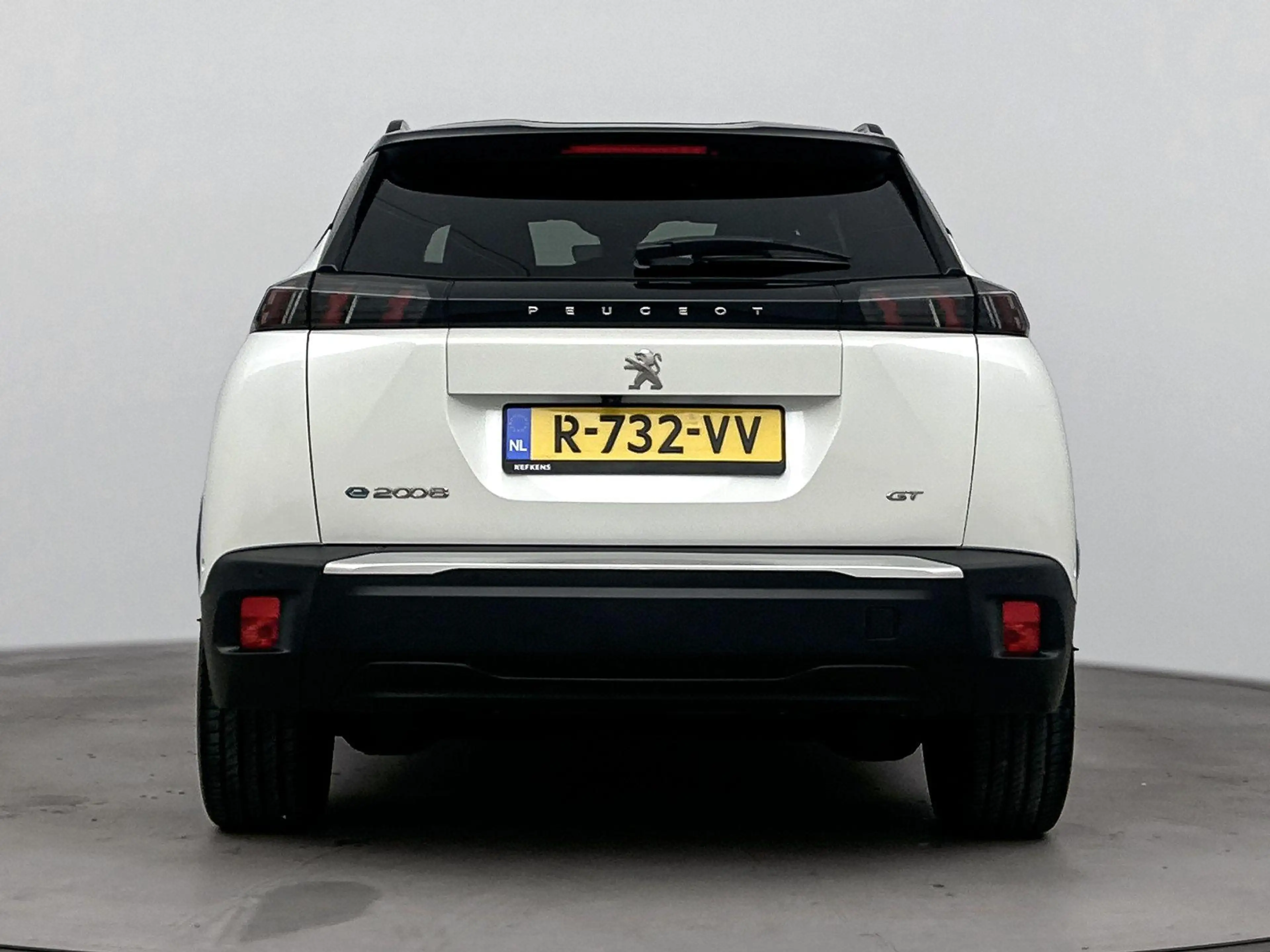Peugeot e-2008 SUV EV GT Pack 50 kWh 136pk | Accu 96% | Navigatie — photo 6