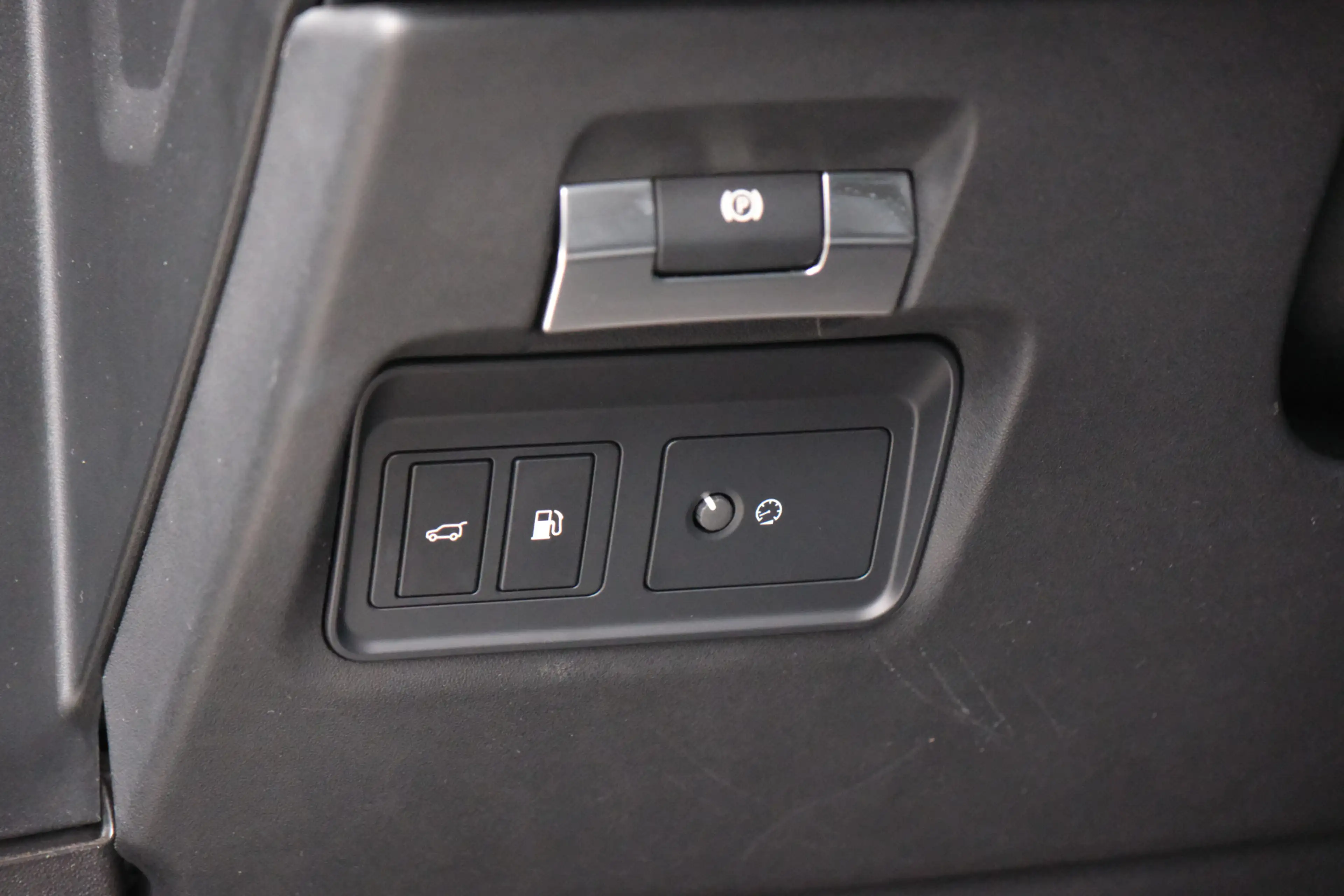 Land Rover Range Rover Evoque P300e R-Dynamic SE | Schuifkanteldak | Black Pack — photo 28