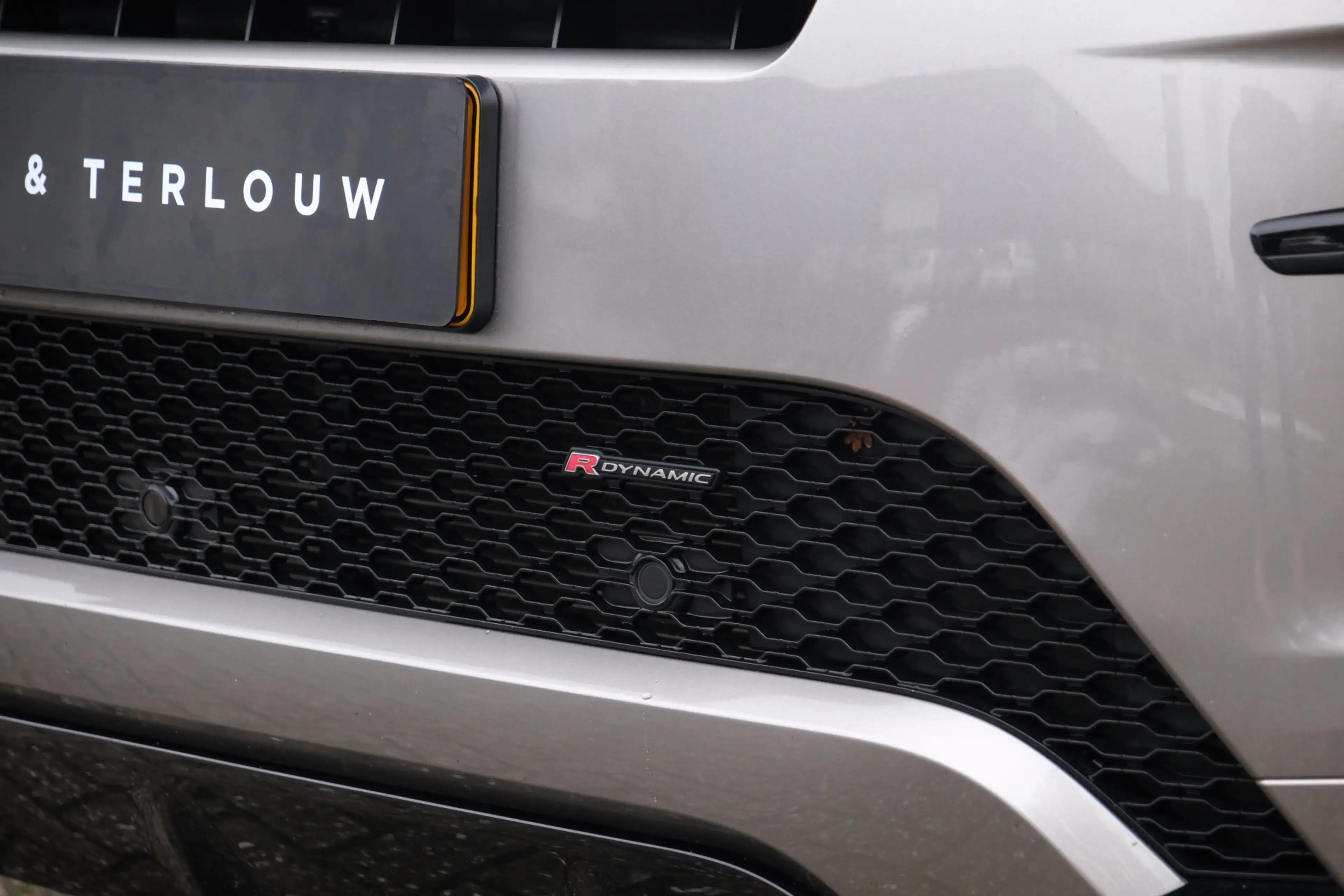 Land Rover Range Rover Evoque P300e R-Dynamic SE | Schuifkanteldak | Black Pack — photo 13