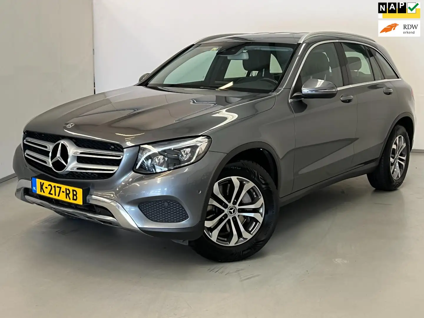Mercedes-Benz GLC 250 4Matic / BTW / Trekhaak / Stoelverwarming Grijs - 1