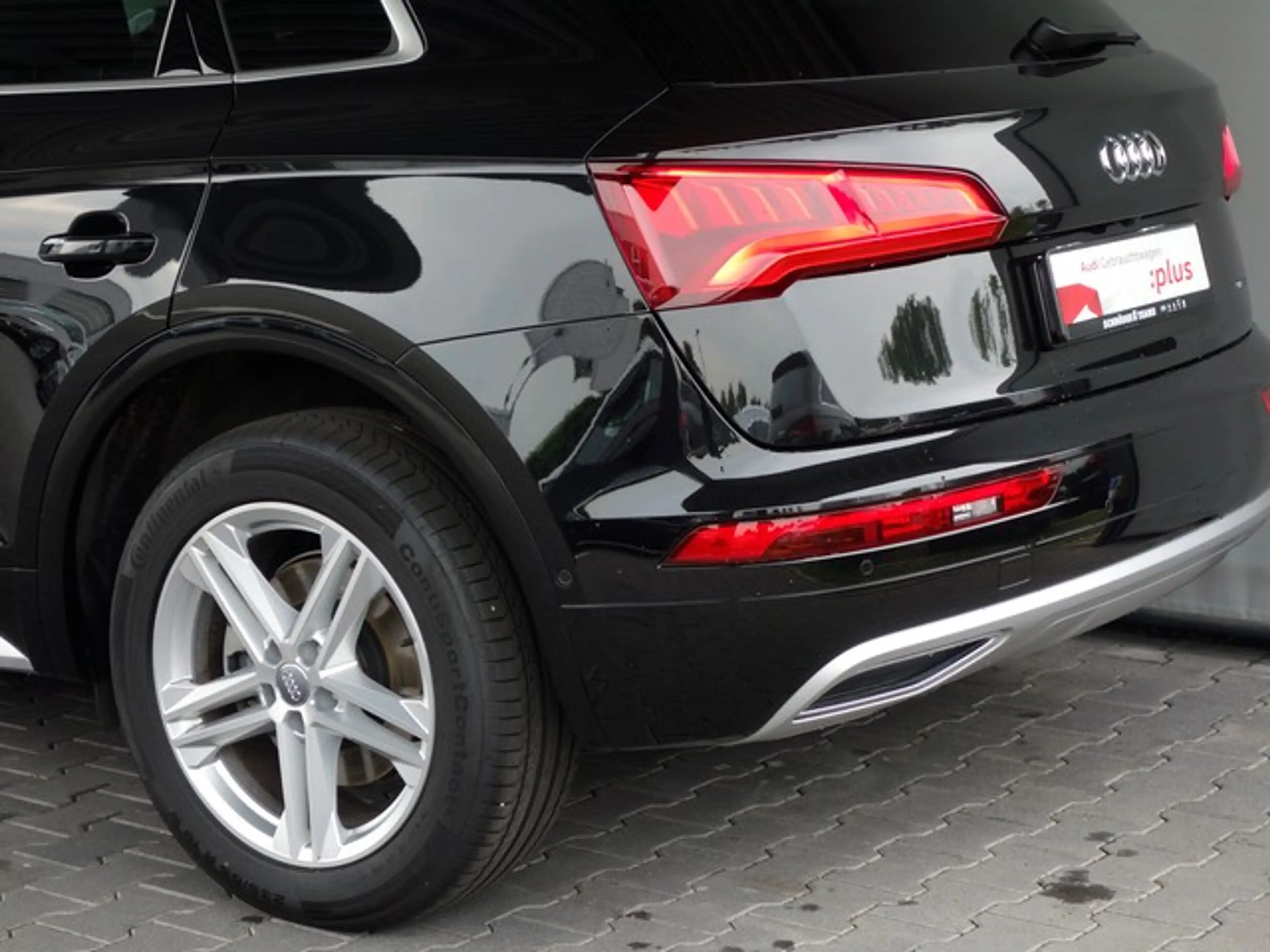 Audi Q5 40 TDI quattro sport S line LED CarPlay SHZ Amb... — photo 5