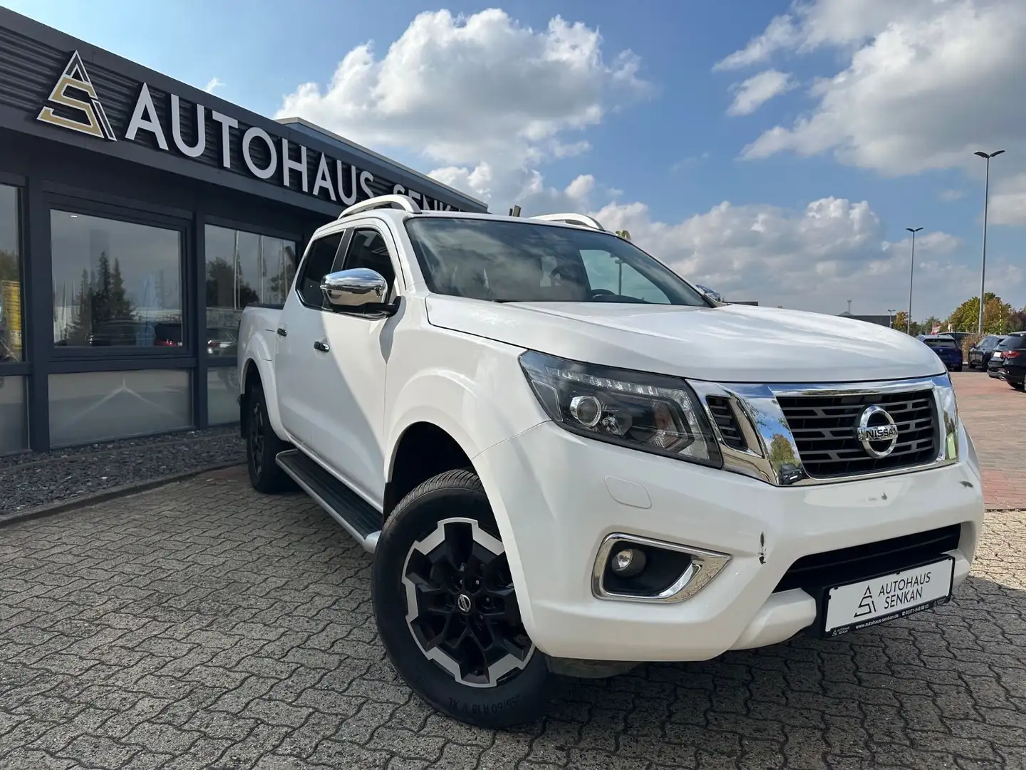 Nissan Navara NP300 Tekna Double Cab 4x4*LED*NAVI*R-CAM Blanc - 1