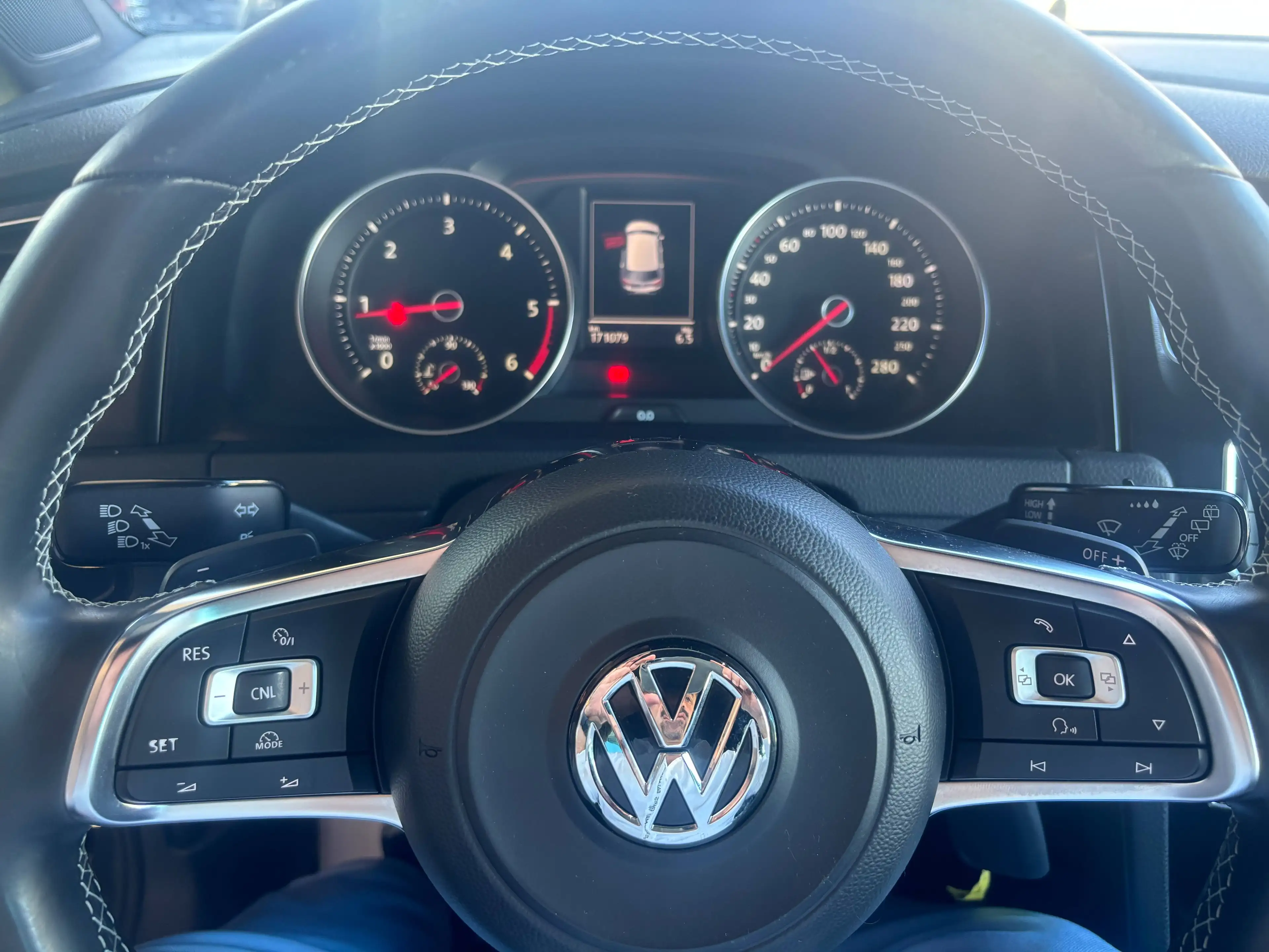 Volkswagen Golf GTD GTD BMT — photo 15