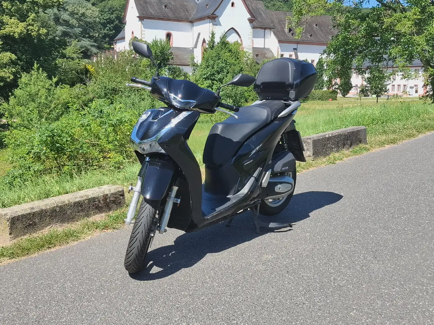 Honda SH 150i I LCD Topcase Černá - 2