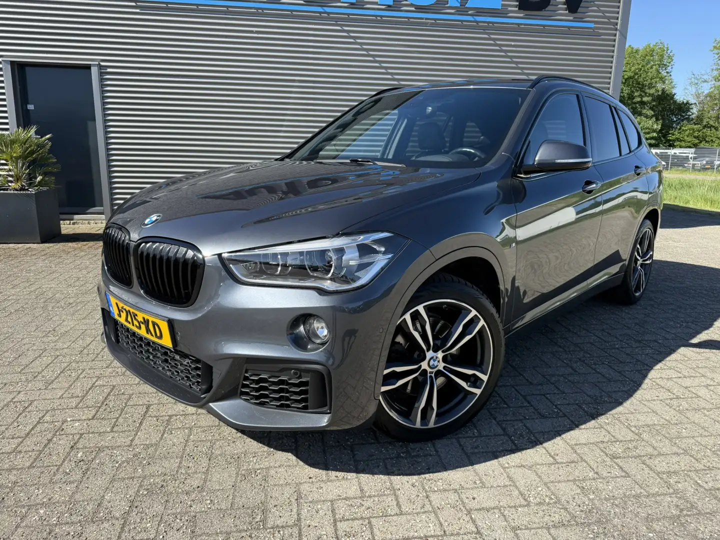 BMW X1 sDrive20i High Executive M Sport Head-Up Display L Gris - 2