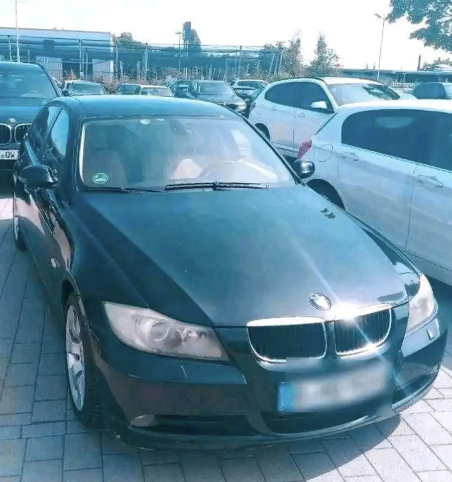 BMW 320