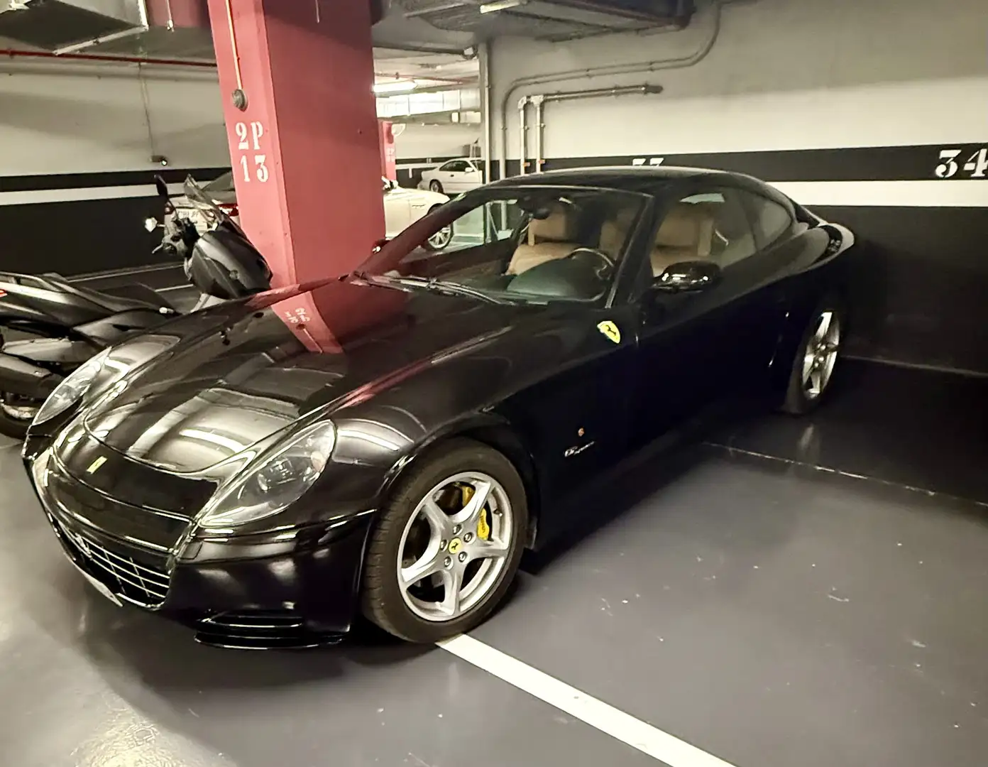 Ferrari 612 Scaglietti - 1