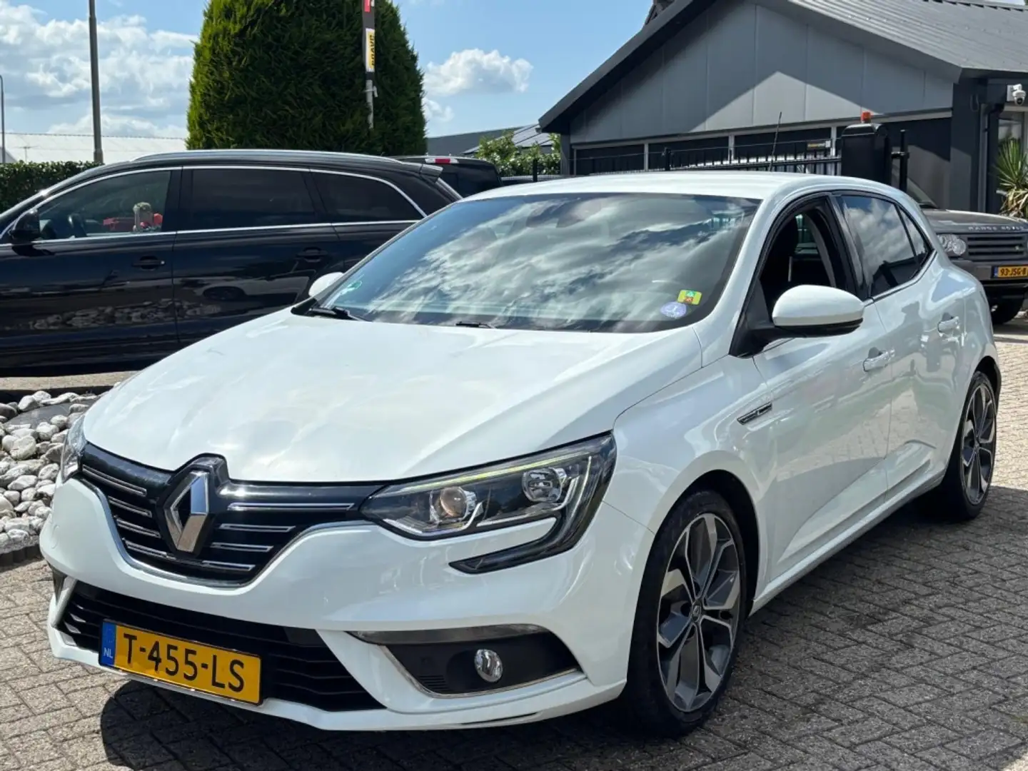 Renault Megane 1.2 Benzine Bose 2016 5-Deurs Nieuw Model Wit Wit - 1