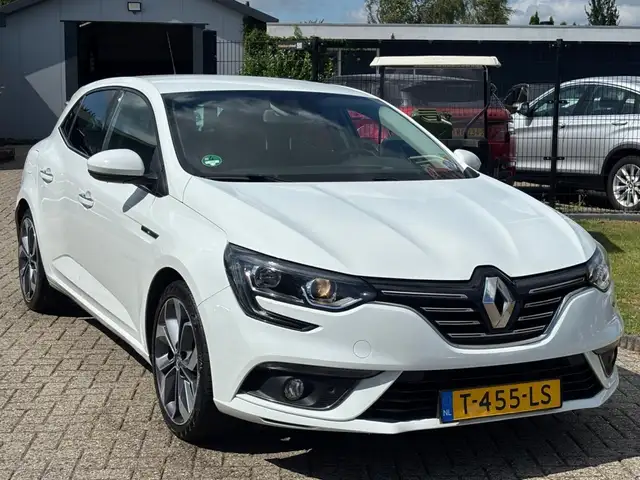 Renault Megane view 3