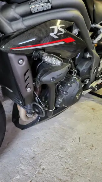Triumph Speed Triple - foto 5