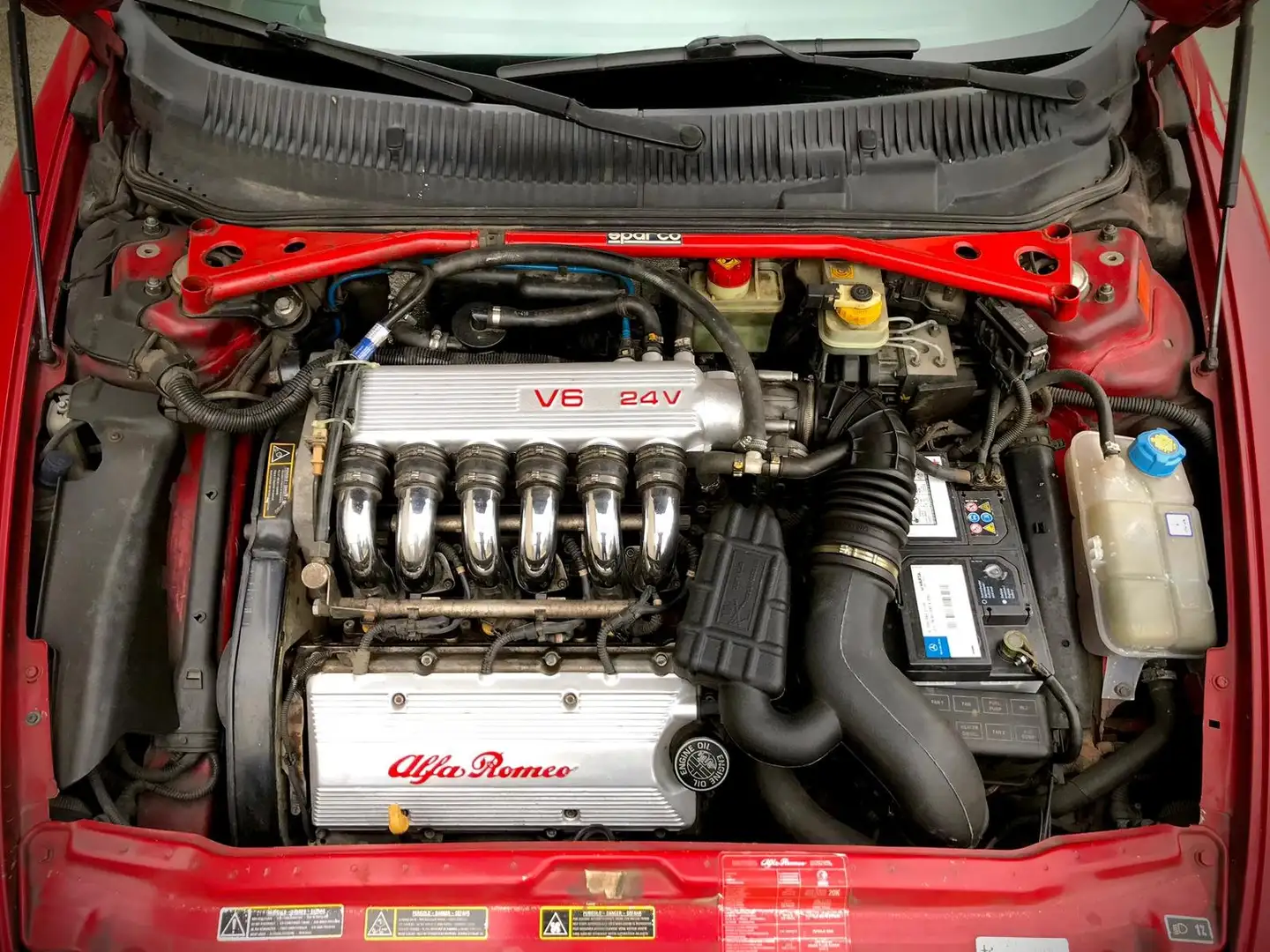 Alfa Romeo 156 2.5 V6 24v Pack Sport Červená - 2