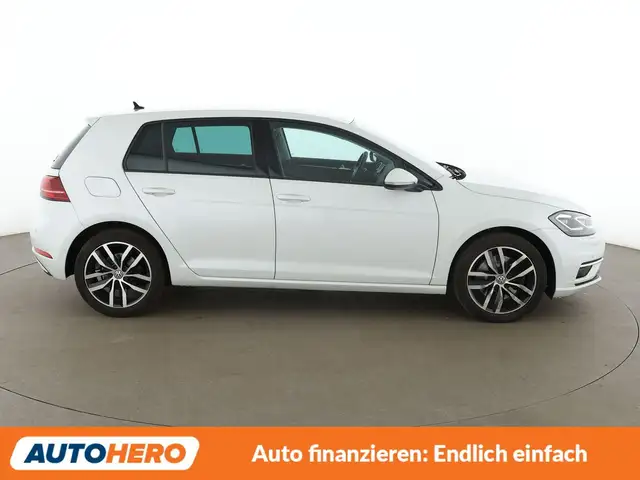 Volkswagen Golf view 7