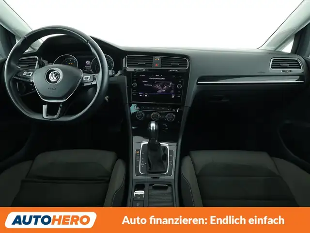 Volkswagen Golf view 12