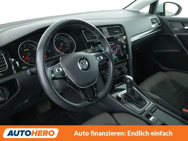 Volkswagen Golf view 11