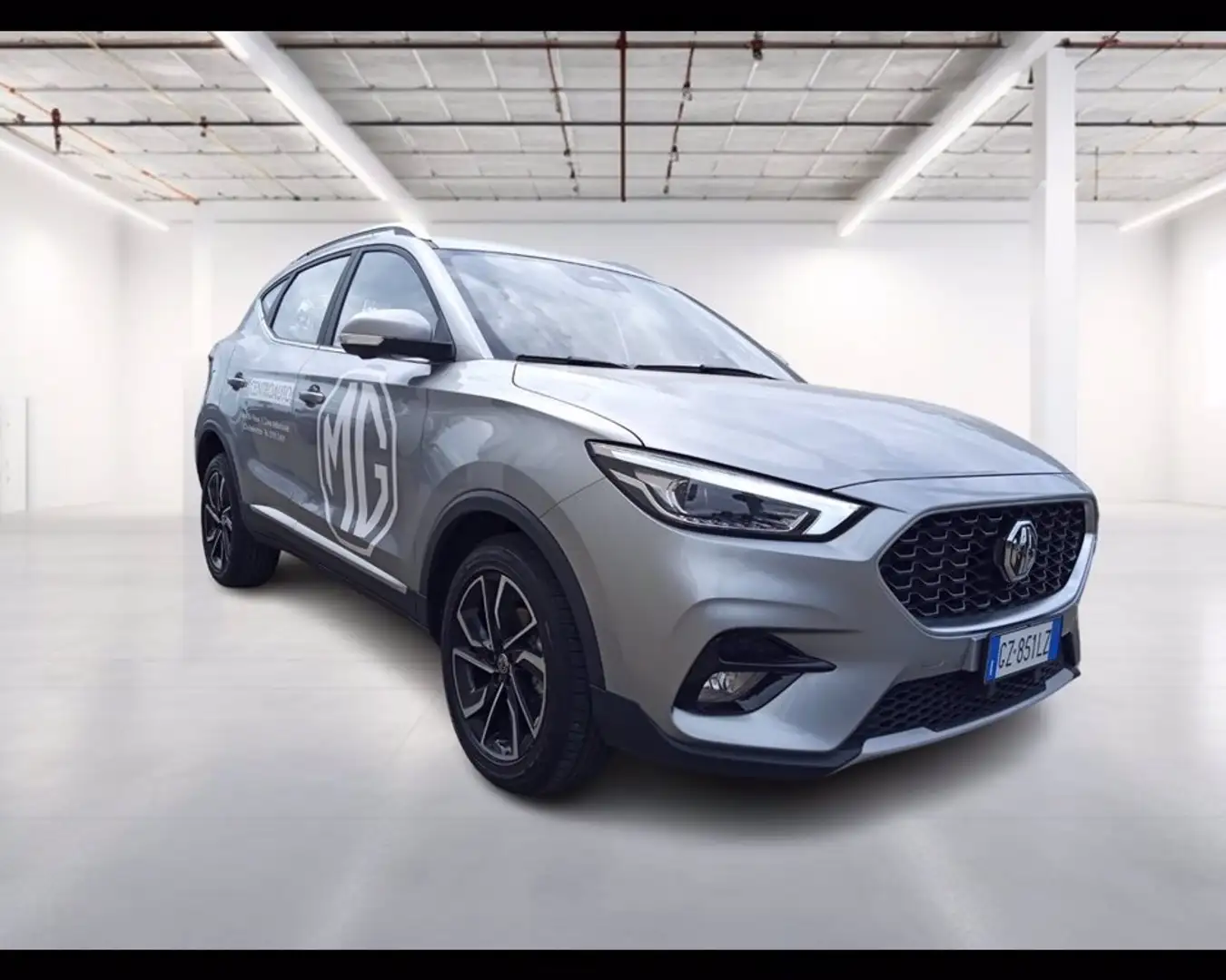 MG ZS 1.5 Classic Luxury Gris - 1