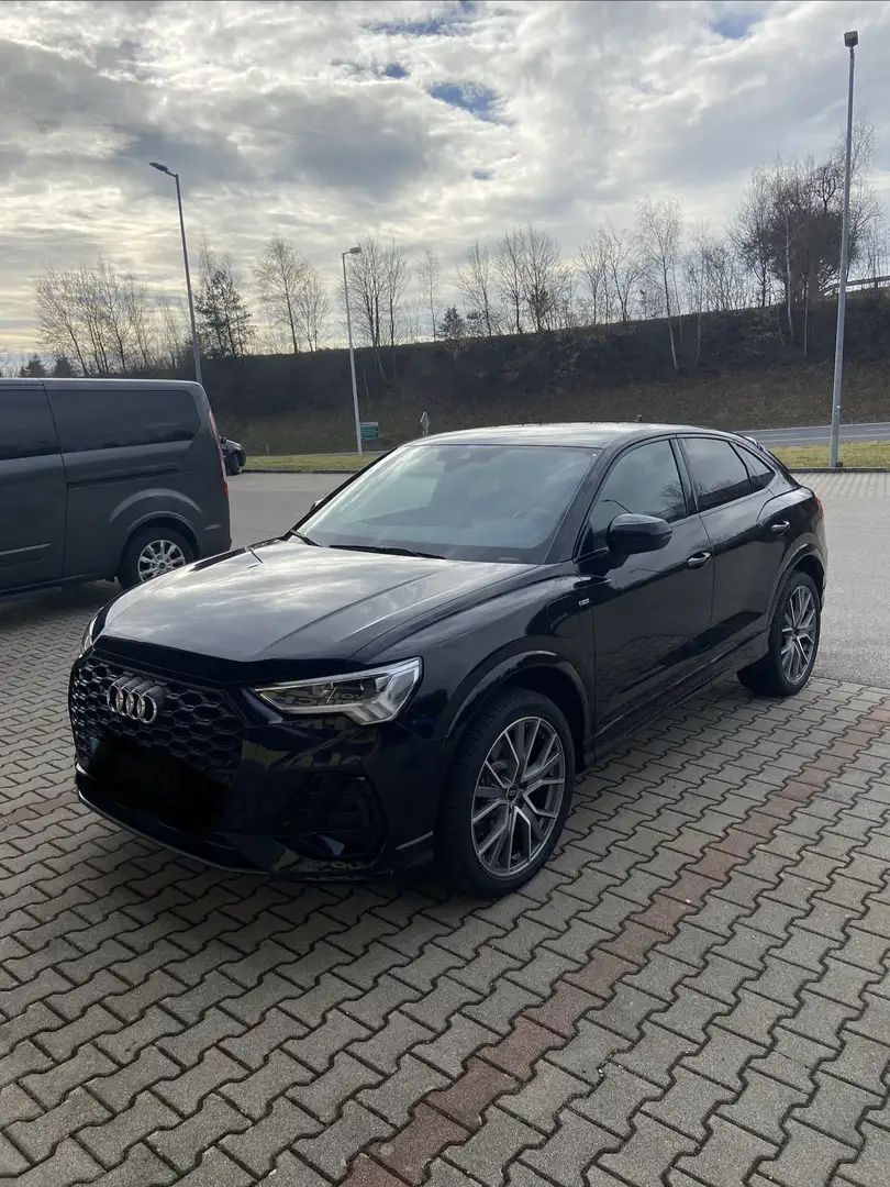 Audi Q3 Sportback 45 TFSI e S-tronic S-line - 2