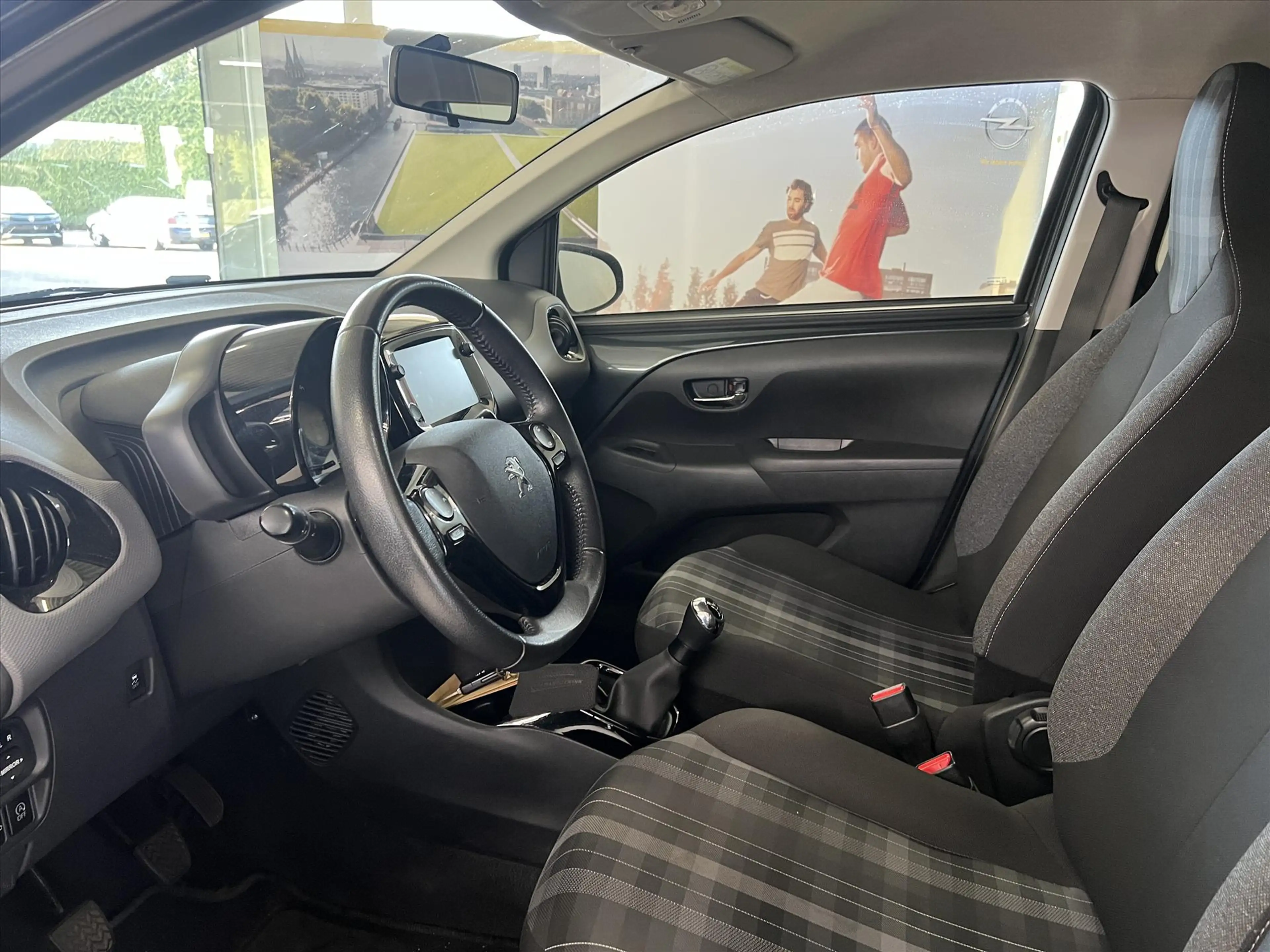 Peugeot 108 1.0 e-VTi 72pk 5D Allure — photo 5