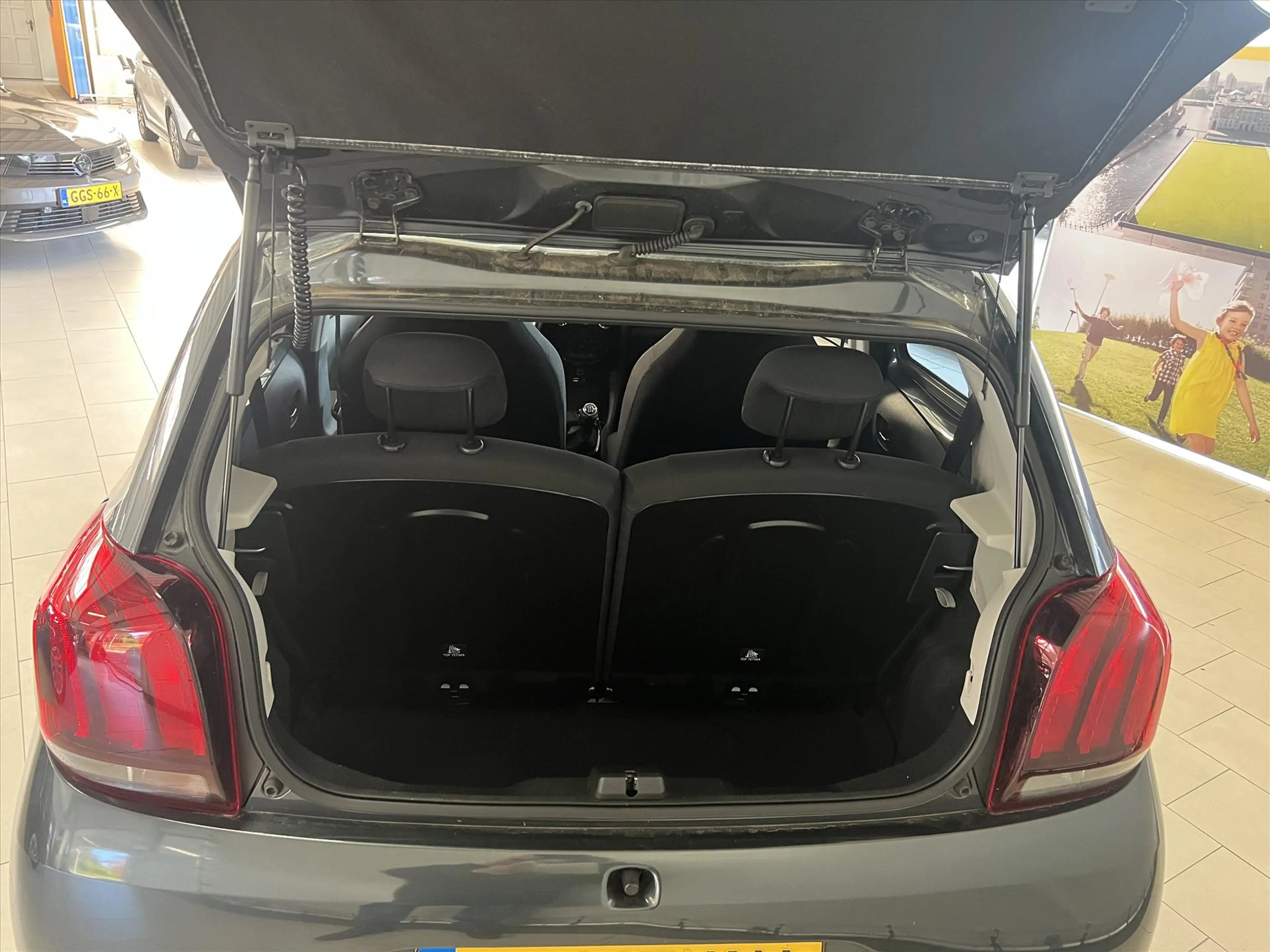 Peugeot 108 1.0 e-VTi 72pk 5D Allure — photo 4