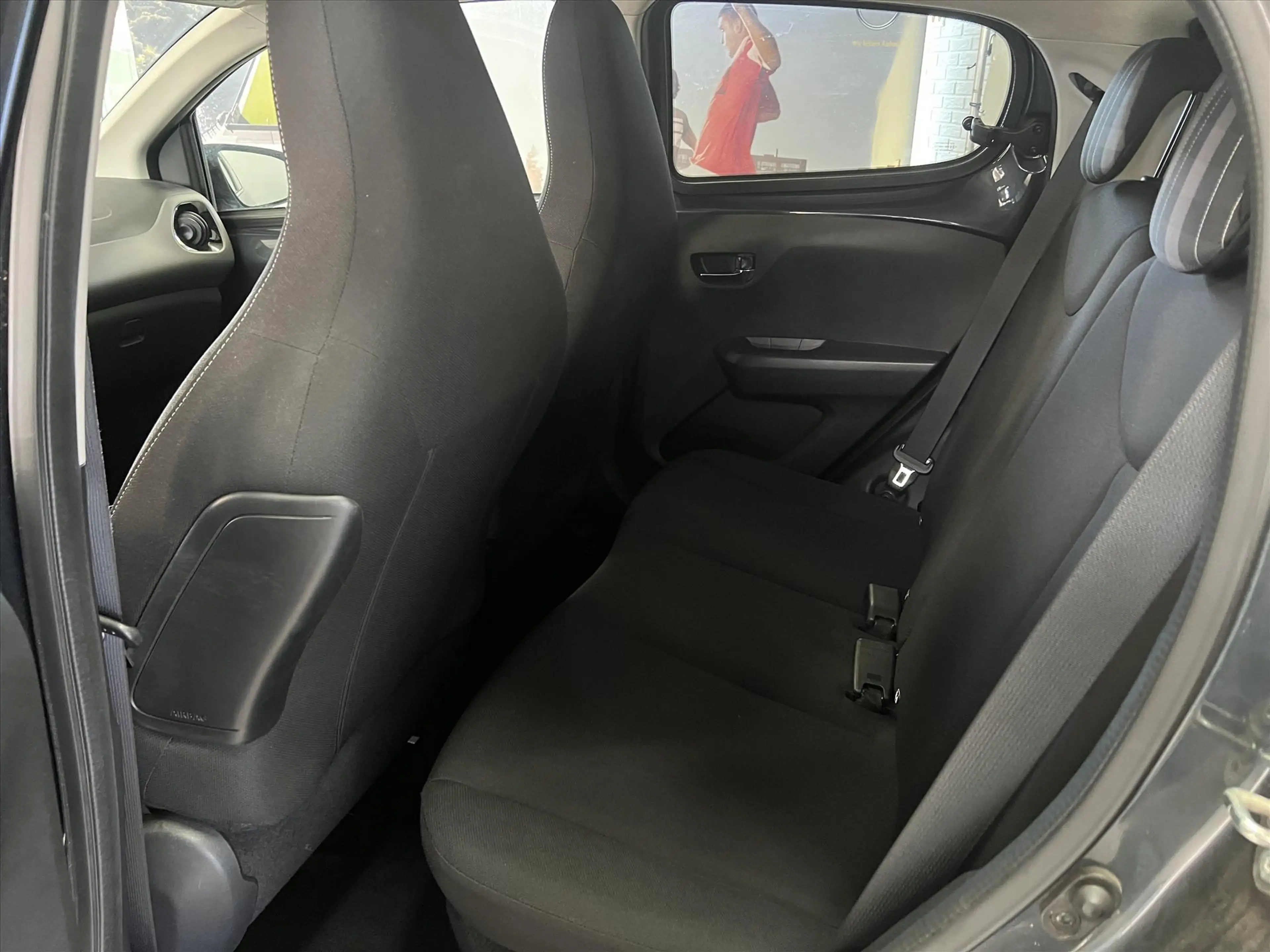 Peugeot 108 1.0 e-VTi 72pk 5D Allure — photo 6