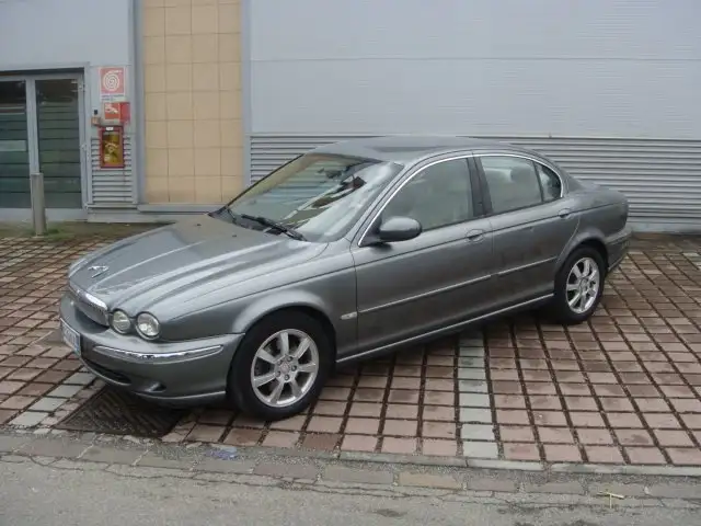 Jaguar X-Type 2.0d BERLINA !! EXECUTIVE !!