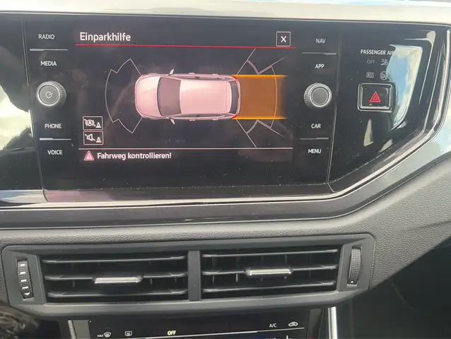 Volkswagen Polo view 12