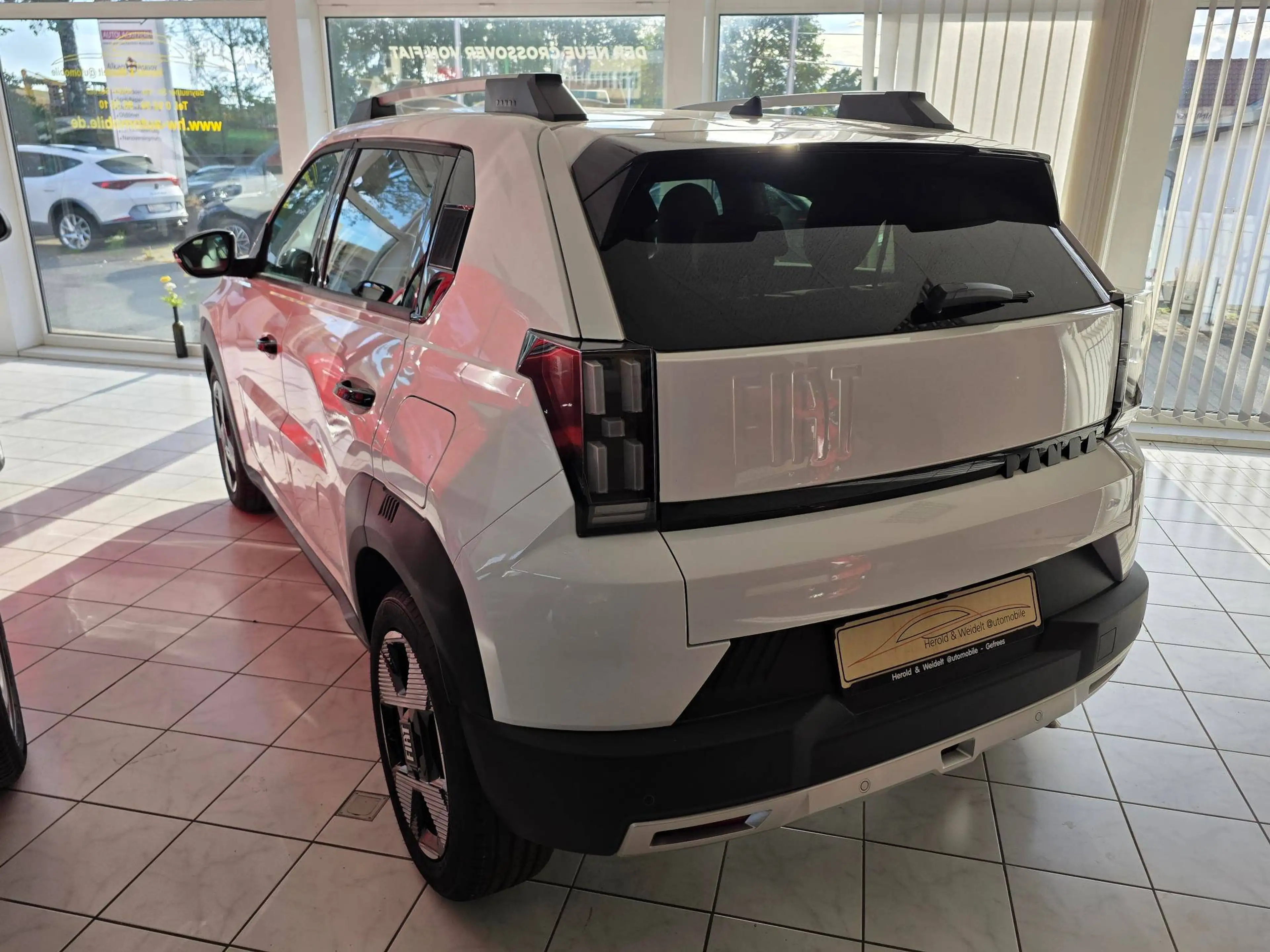 Fiat Grande Panda 1.2 Turbo 74 kW La Prima Frontscheibenheizung — photo 2