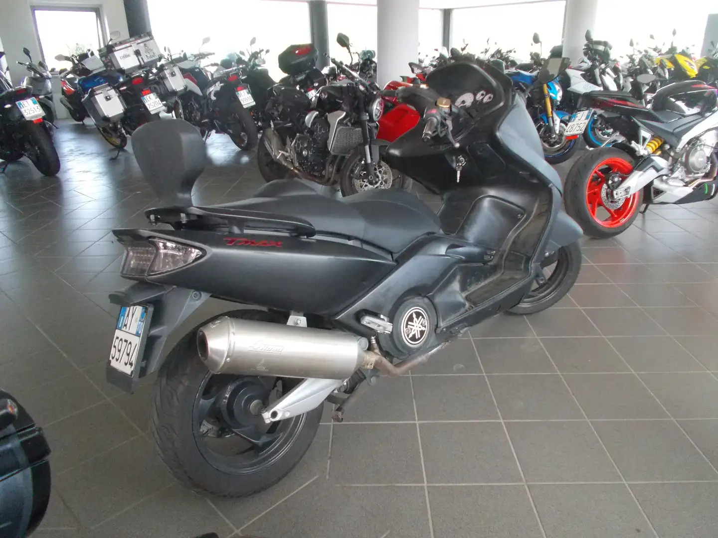 Yamaha TMAX 500 Schwarz - 2