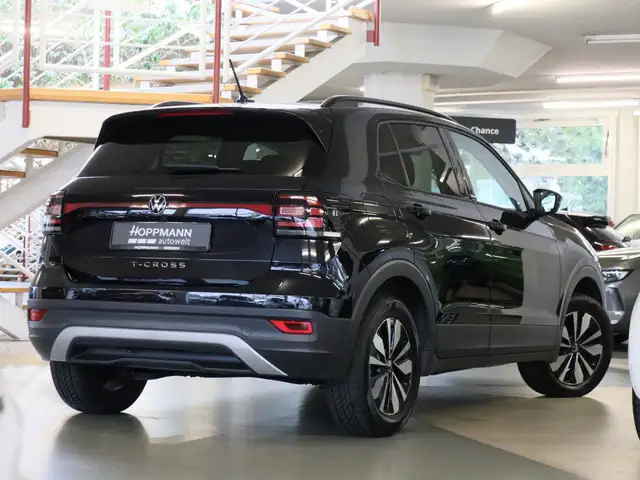 Volkswagen T-Cross view 2