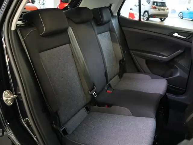 Volkswagen T-Cross view 4