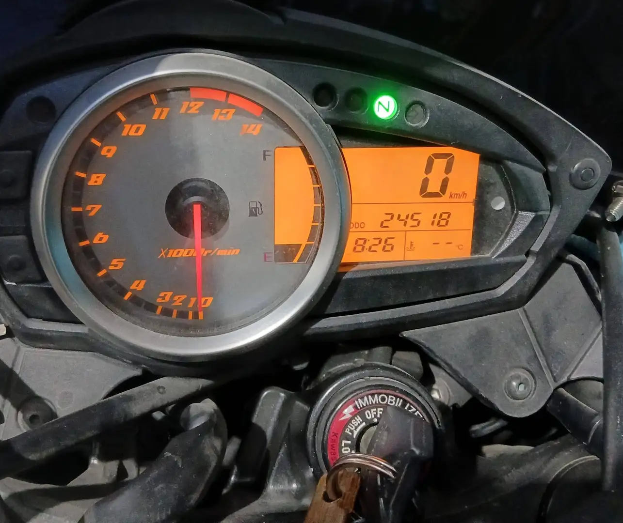 Kawasaki Z 750 Negro - 2