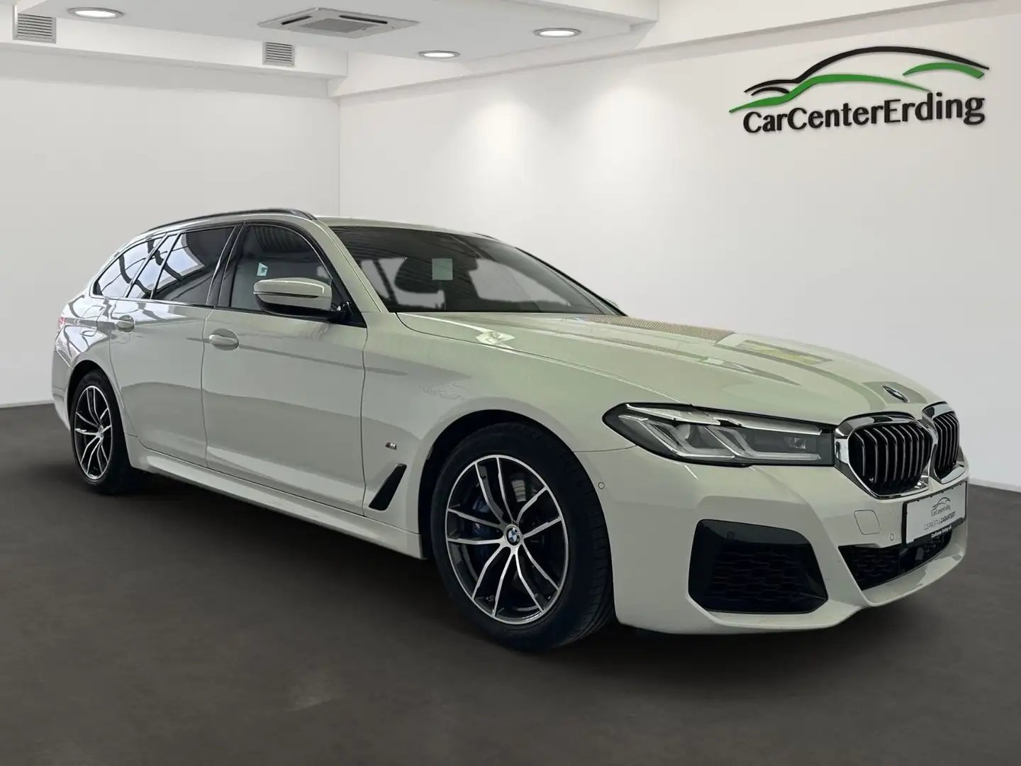 BMW 540 iT*xDrive*M Sport*A.LED*ACC*Navi*Kamera*H&K* Fehér - 2