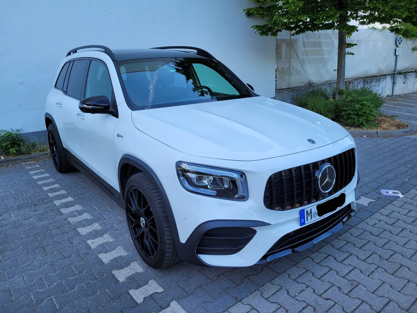 Mercedes-Benz GLB 250 GLB 4Matic 8G-DCT AMG Line Weiß - 1
