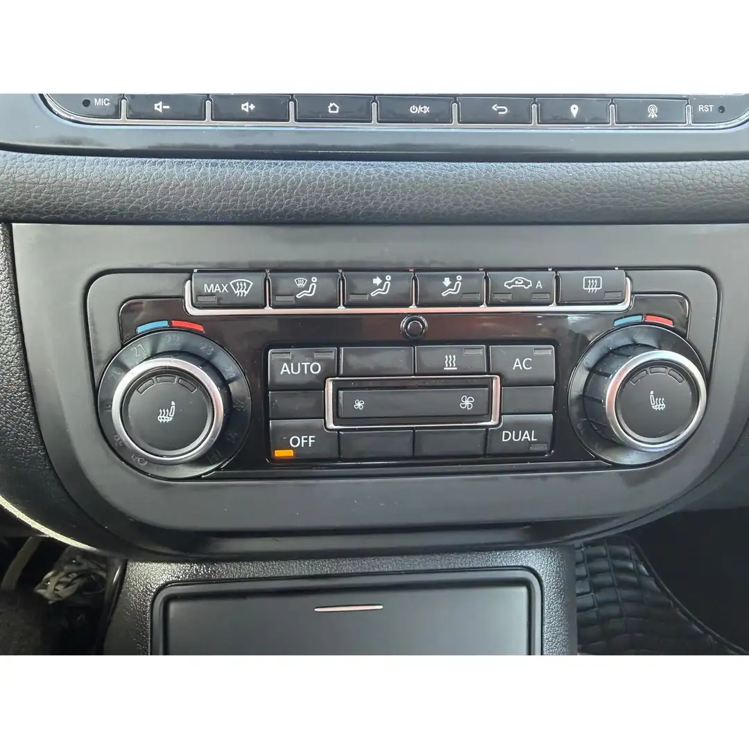 Volkswagen Golf Plus Navi / Sitzheizung / Klima / Bluetooth / Dachreling - 1