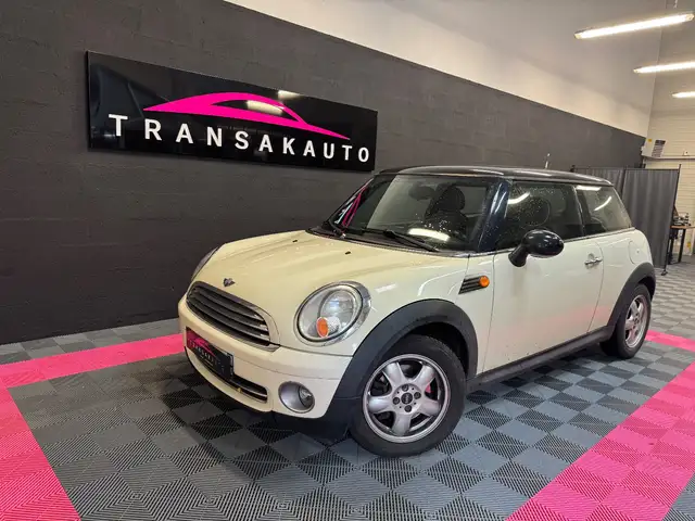 MINI Cooper Hatch 1.6i - 122 Cooper