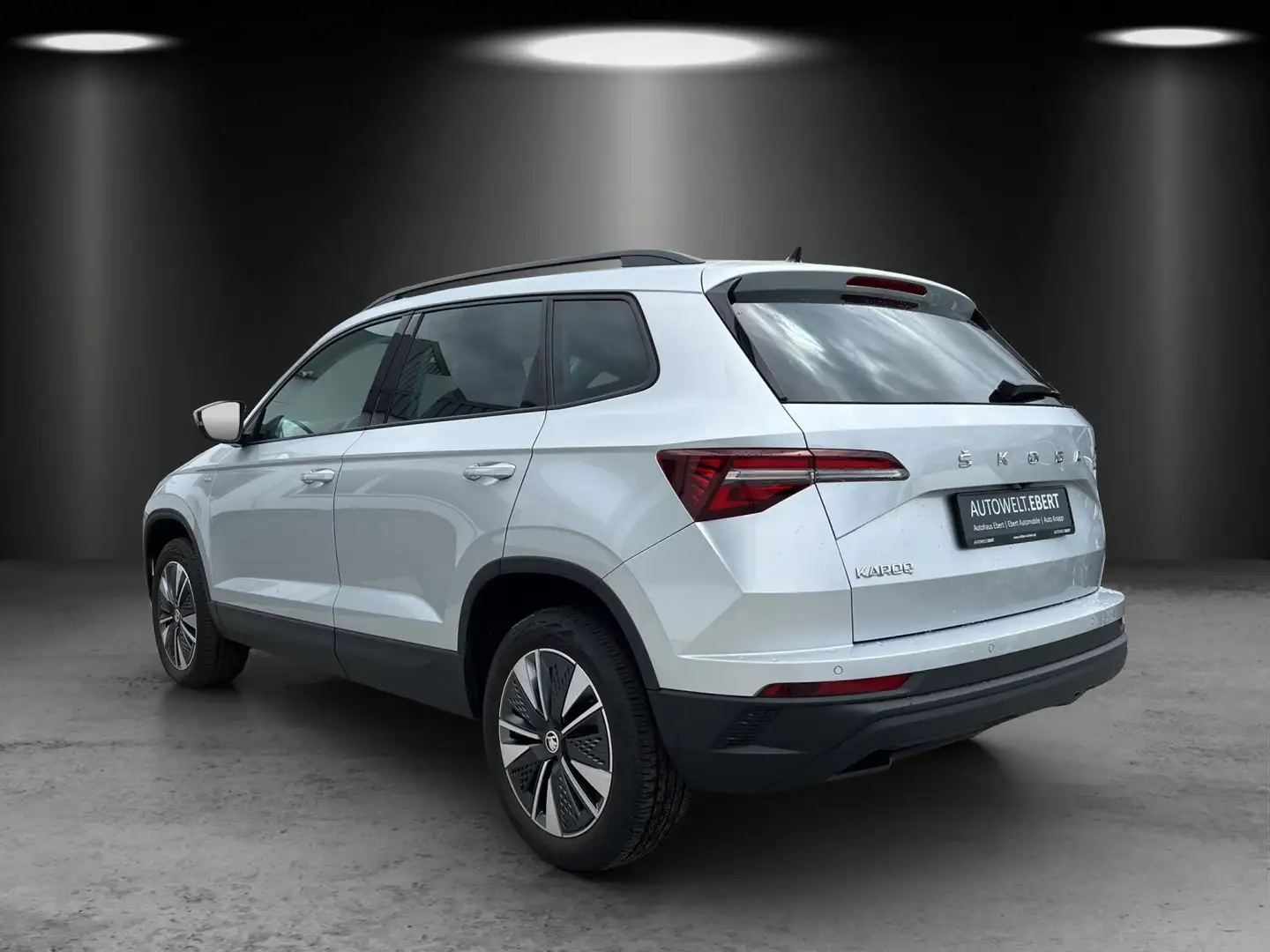Skoda Karoq 1.5 TSI DSG Tour/ACC/KAMERA/VIRTUAL/LED/ Plateado - 2