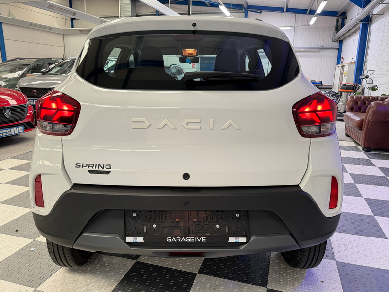 Dacia Spring Spring 26.8 kWh Expression **Apple carplay**leder**navigatie** — photo 4